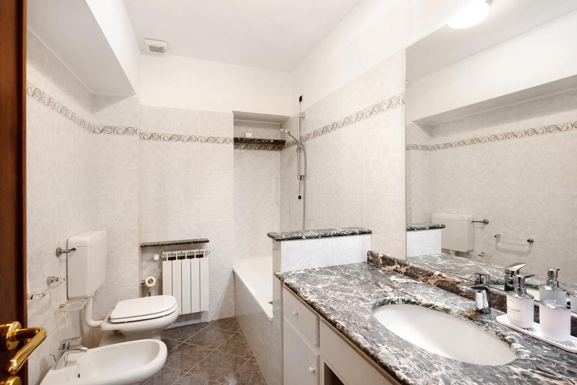 La Finestra Sul Mare Apartment Arenzano Luaran gambar